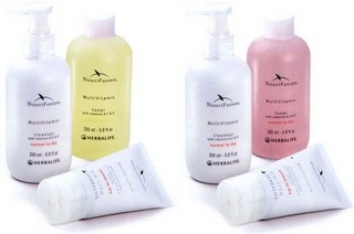 Система умывания для нормальной и жирной кожи.Система умывания для нормальной и сухой кожи.